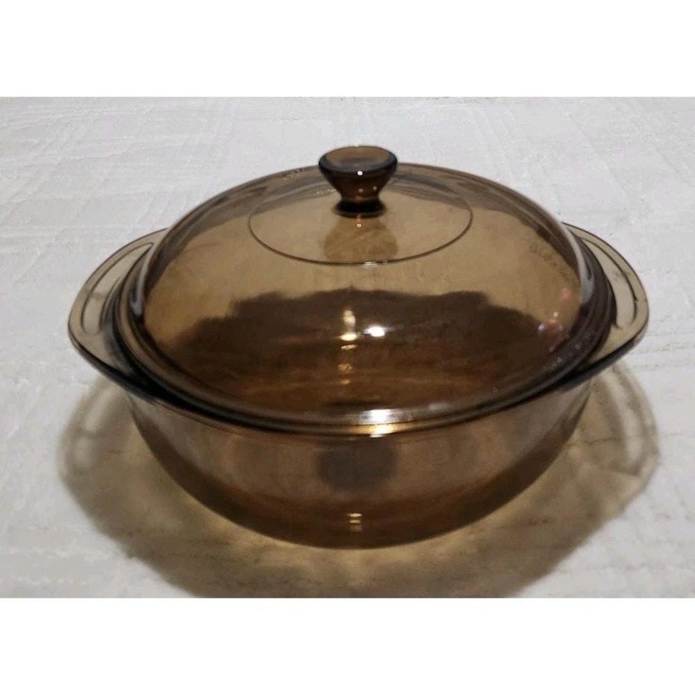Vintage Pyrex 1.5L Tinted Amber Brown Bowl Casserole W/ Lid Corning USA